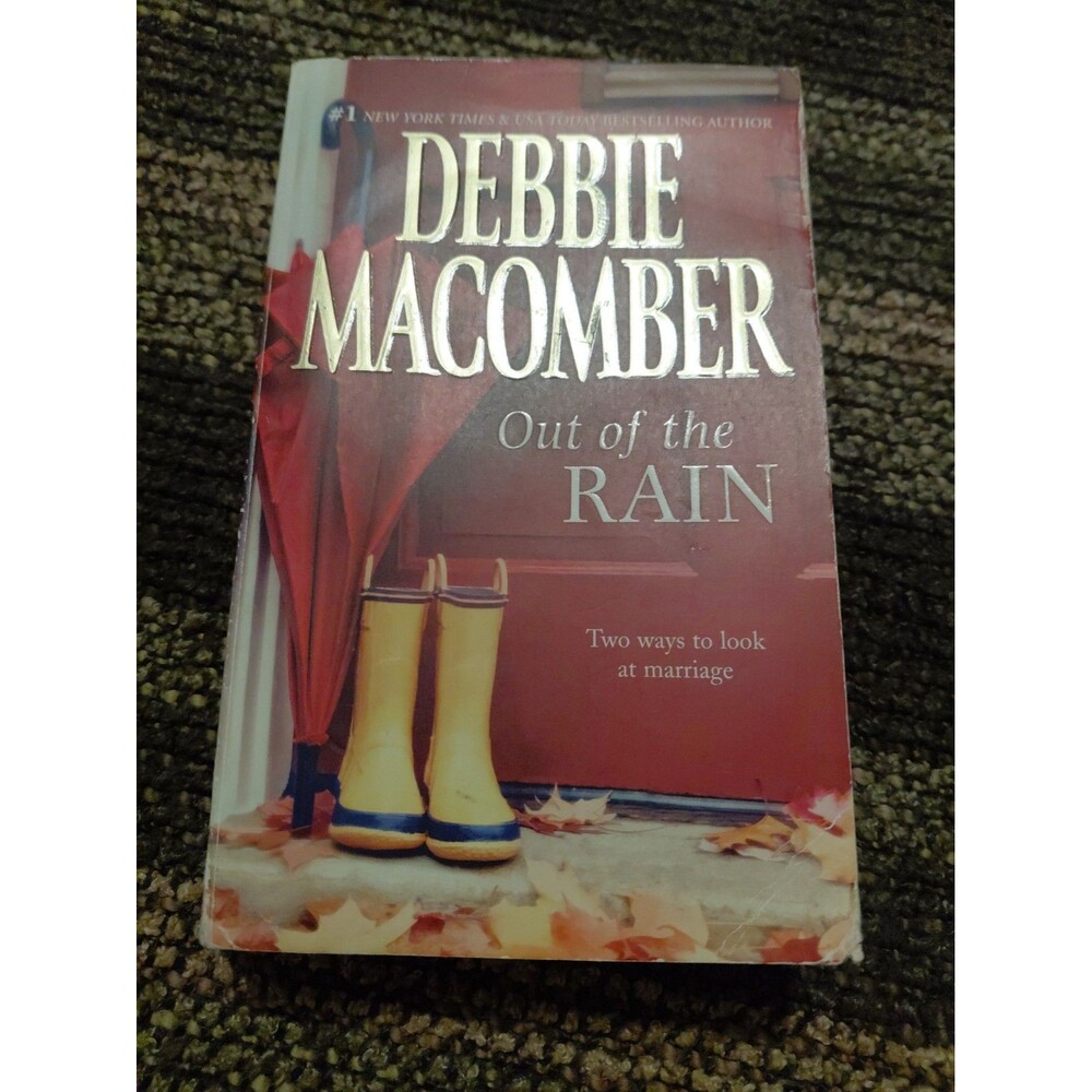 Out of the Rain : An Anthology by Debbie Macomber (2011, Mass Market)